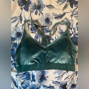Victoria Secret PINK Velvet Sports Bra